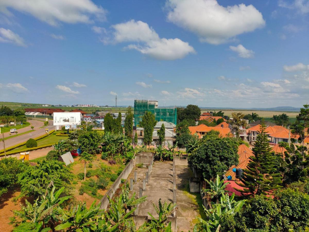 Pulickal Airport Hotel Entebbe Dış mekan fotoğraf