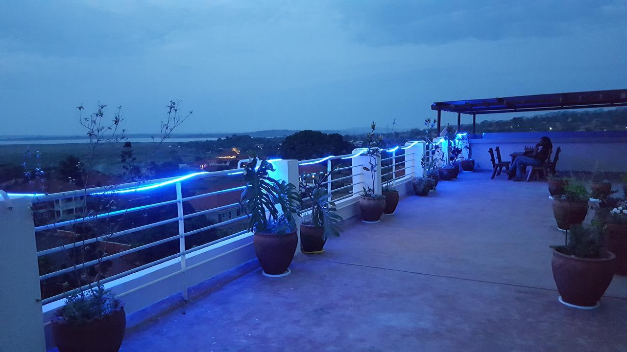Pulickal Airport Hotel Entebbe Dış mekan fotoğraf